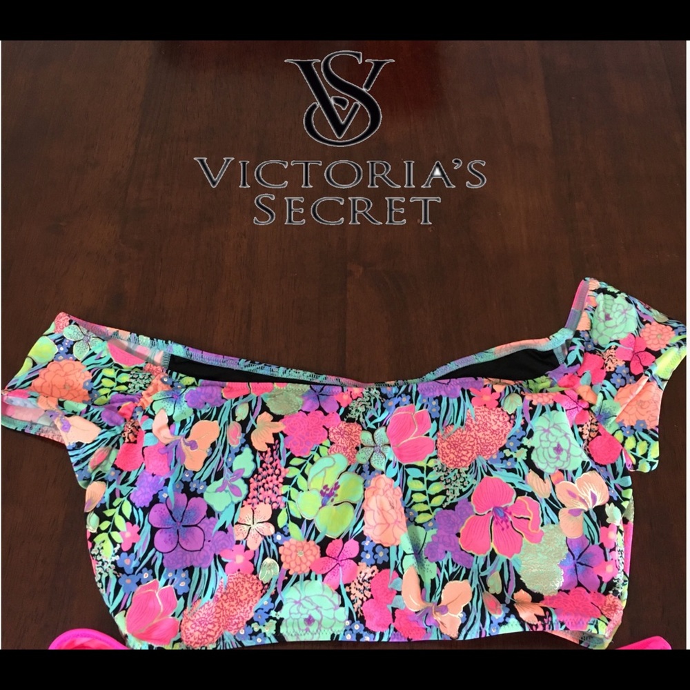 Victoria’s Secret Flower Print Crop Bikini Top